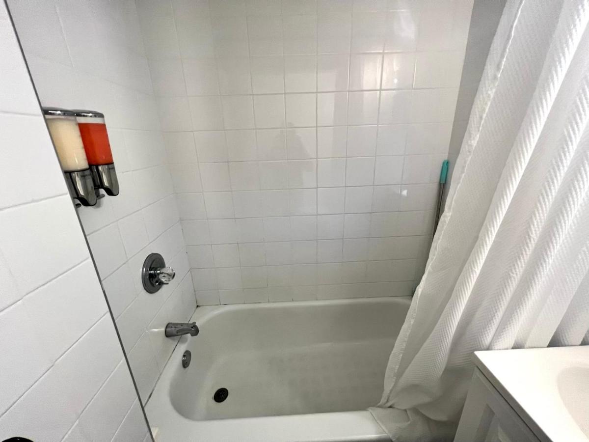 5-A Diamond In Yonkers Apartment Exterior photo