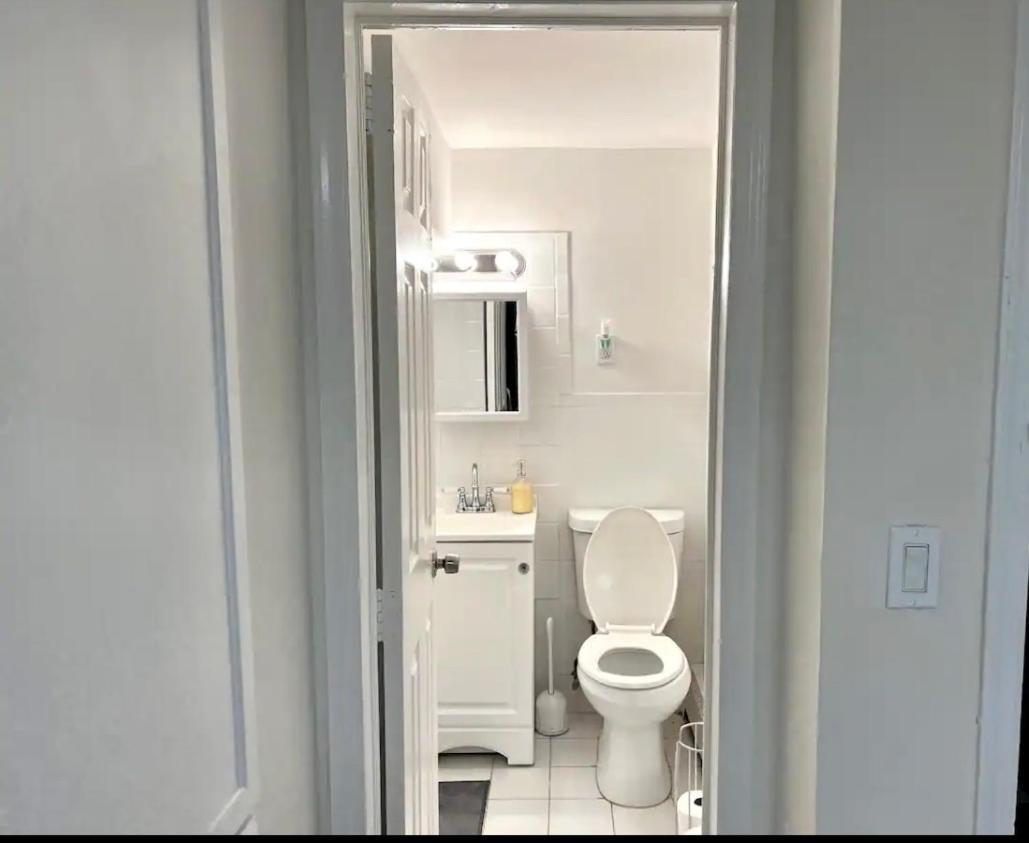 5-A Diamond In Yonkers Apartment Exterior photo